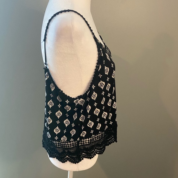 Mason + Mackenzie black and white cami shirt - Picture 3 of 7